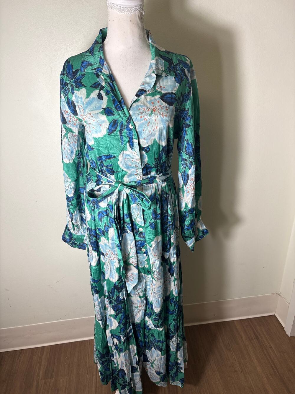 Roller Rabbit Green and Blue Floral Long Sleeve Maxi Dress Sz XS